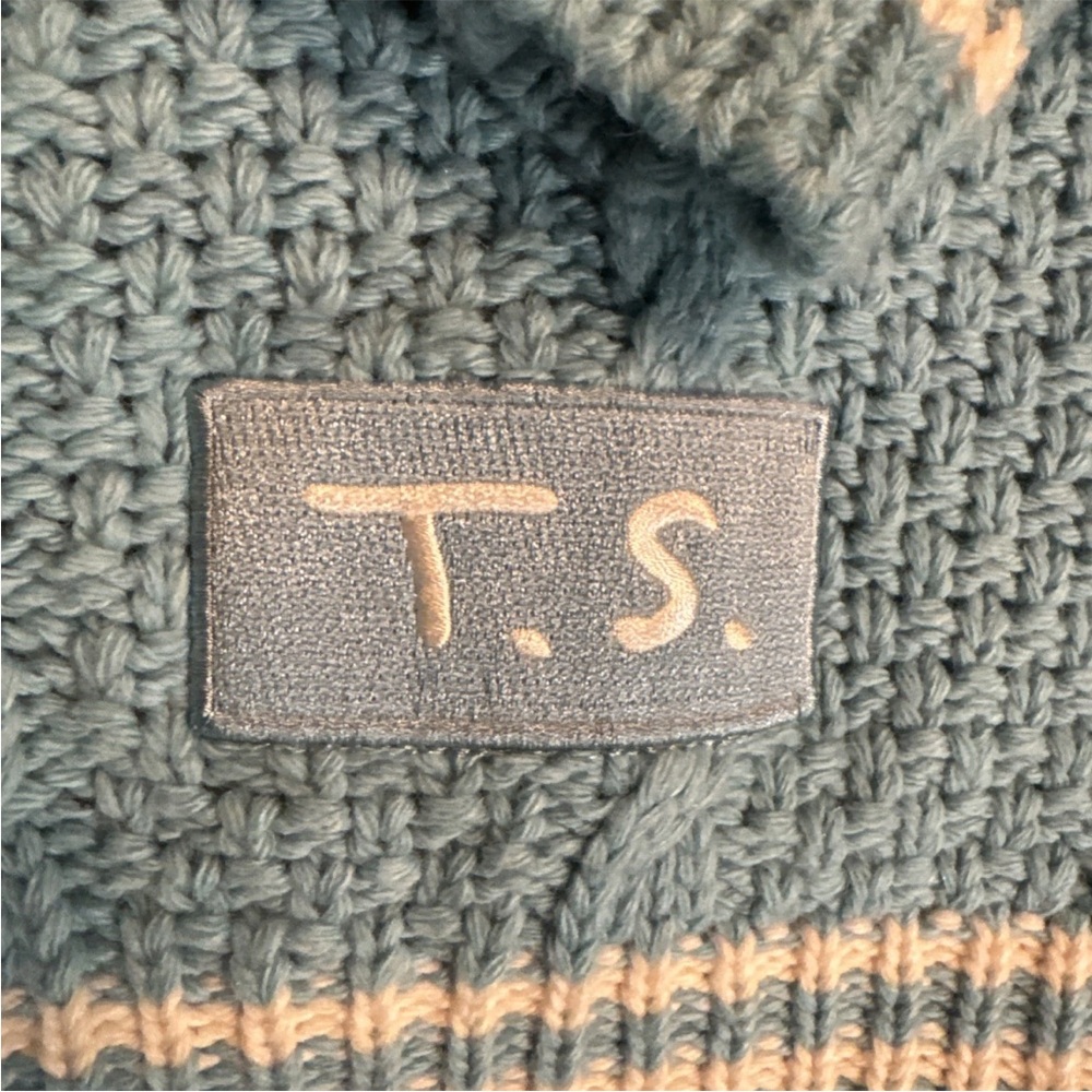 Official Taylor Swift 1989 Cardigan Brand New Sold Out - Picture 4 of 5